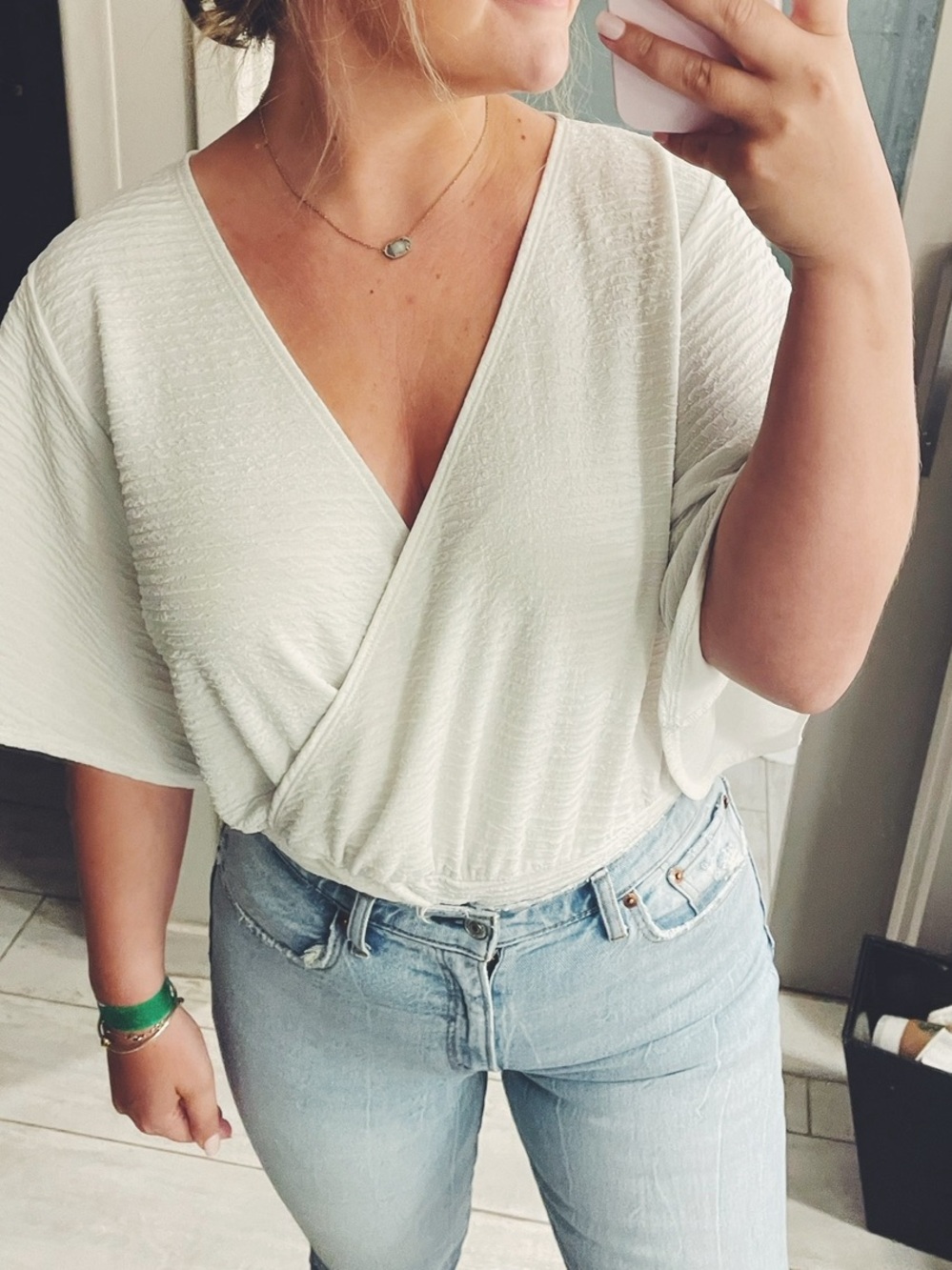 Express wrap flutter sleeve shirt (M)